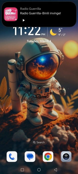 Expanded notification in dynamic island on Honor phone. 