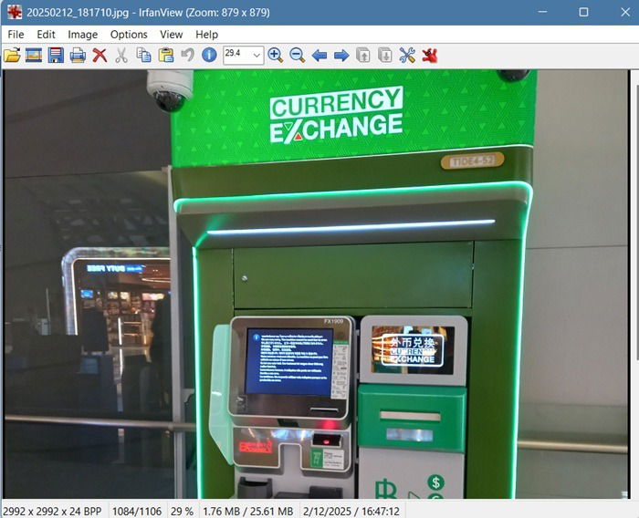IrfanView, a super lightweight photo rendition app for Windows.