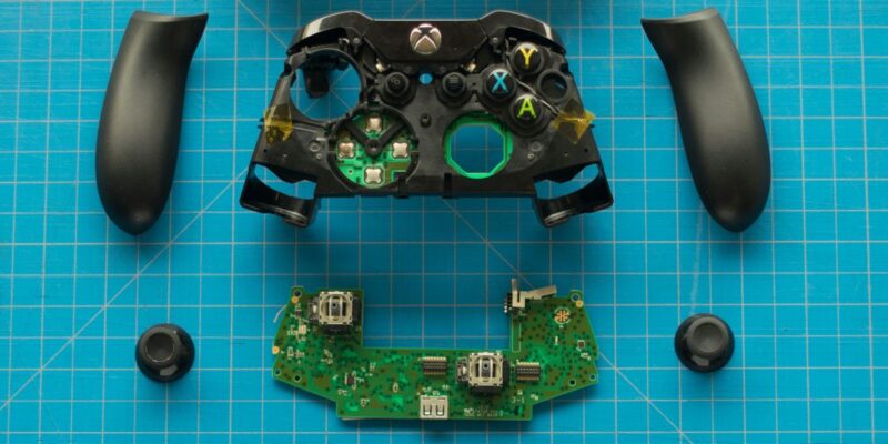 Hall Effect Joysticks Disassembled Controller