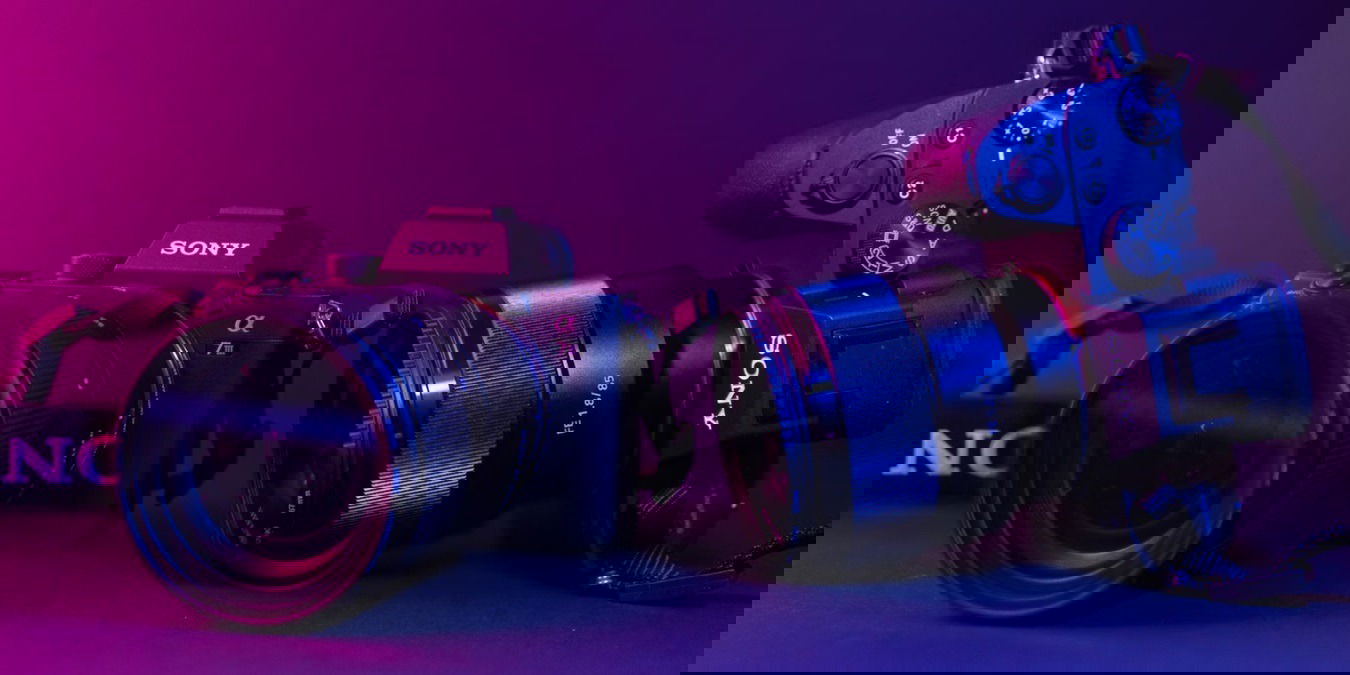 Sony digital cameras with photos to upload to Chromebook.