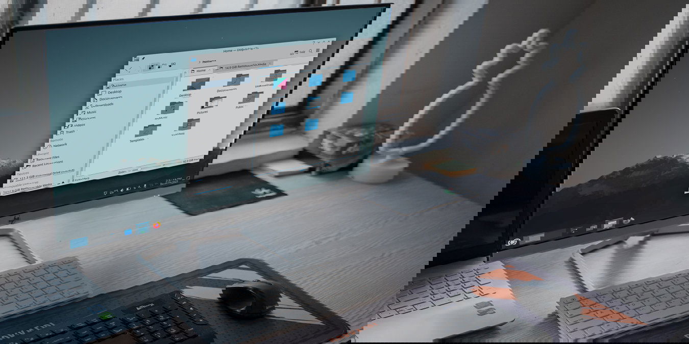 A photograph showing a running desktop computer.