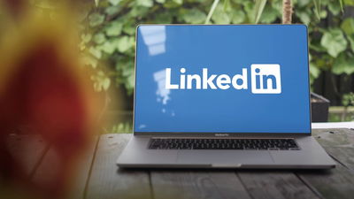 Linkedin Private Mode Featured