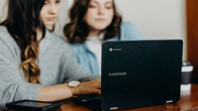 What You Need To Know About Your Chromebook Expiration Date Featured