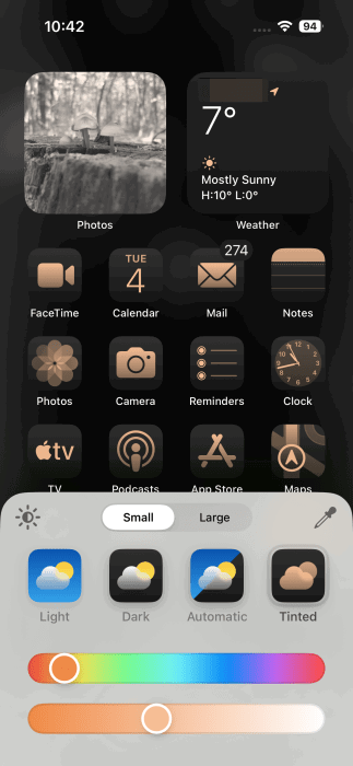 iPhone icons with Tinted color makeover view. 
