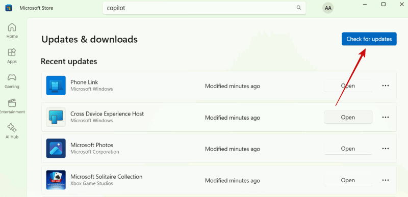 Checking for updates in Microsoft Store.
